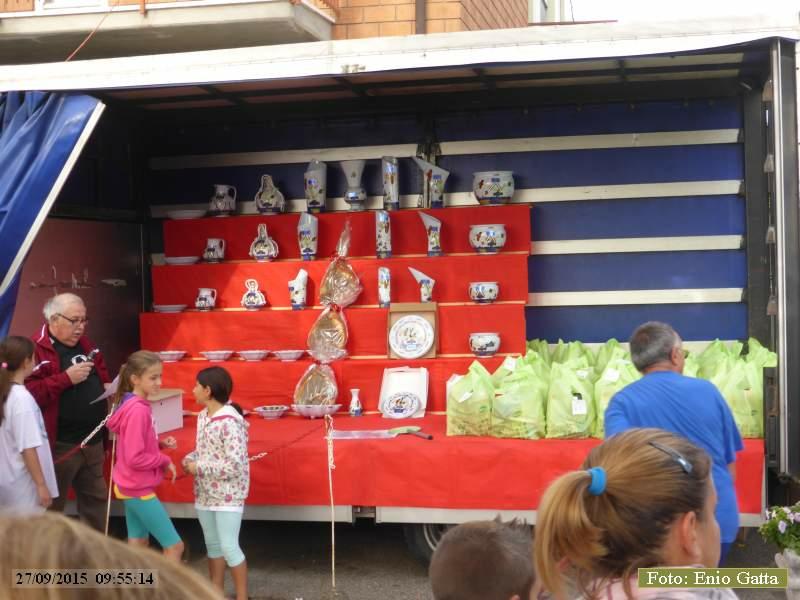 P1550989