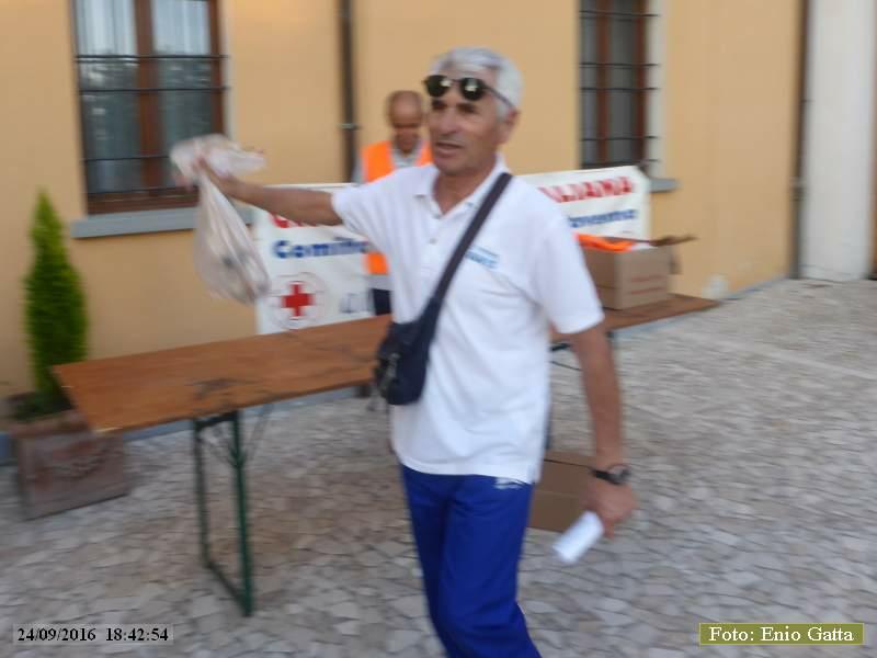 P1930435